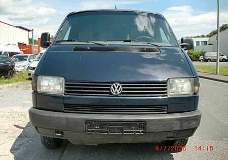 Volkswagen T4 1.9 Diesel Bestattungswagen als Camper benutz