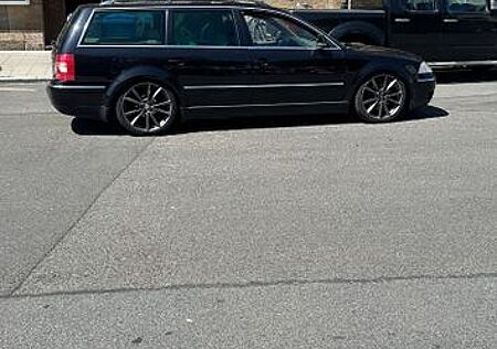 VW Passat Volkswagen 2.5 V6 TDI Highline Highline