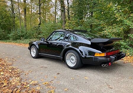 Porsche 930 Turbo