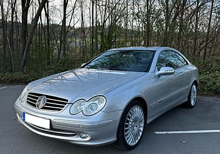 Mercedes-Benz CLK 500 Avantgarde / Vollausstattung / Tüv 26