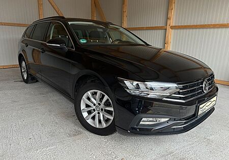 VW Passat Variant Volkswagen Passat 2.0TDI Variant Business/AHK/ACC/NAVI/TOP!