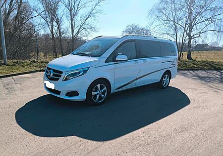 Mercedes-Benz V 220 lang Behindertengerecht