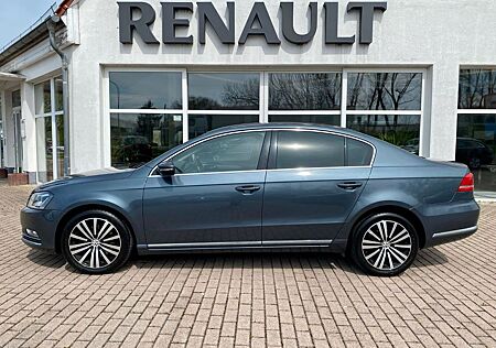 VW Passat Volkswagen *Leder*Xenon*Klima*Phone*LED*Tempo*