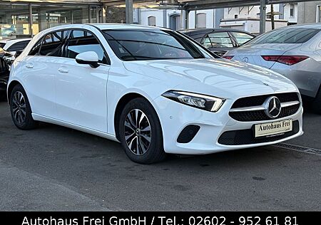 Mercedes-Benz A 180 d STYLE-P 1-HAND*LED*NAVI*TEILLEDER*SITZH.