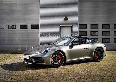 Porsche 992 Targa 4 GTS*Carbon*Exclusive*Approved