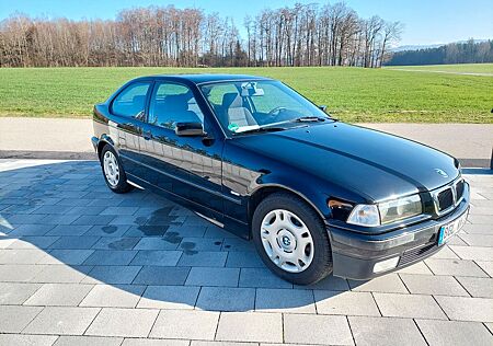 BMW 316i Compact Comfort Edition, wenig KM