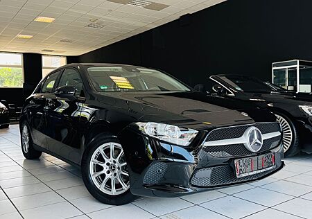 Mercedes-Benz A 180 d Automatik Spukhalte MBUX Navi Top Zustan