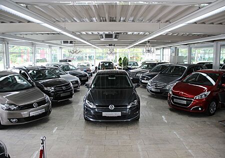 VW Golf Volkswagen VII Lim. Comfortline BMT
