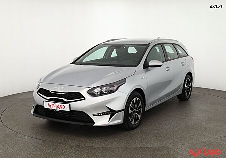 Kia Cee'd Sportswagon Ceed SW 1.5 T-GDI Aut. Navi Kamera Tempomat