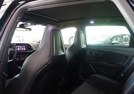 Seat Leon ST Cupra 300 4Drive Carbon Edition