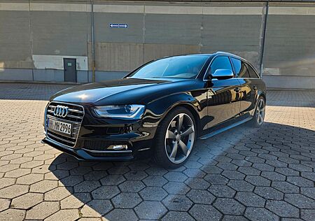 Audi S4 3.0 TFSI S tronic quattro Avant -