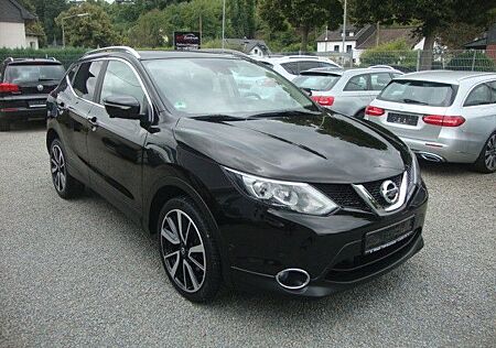 Nissan Qashqai 1.6 dCi DPF 4x4 *360° KAMERA*LEDER*PANO*