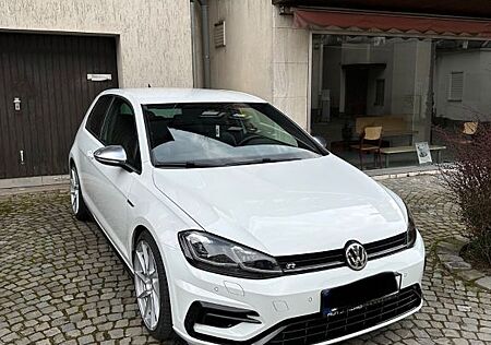 VW Golf Volkswagen 2.0 TSI 4MOTION R