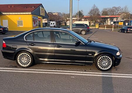 BMW 320i -