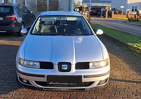 Seat Leon 1,6 16V Stella, Rentnerfahrzeug,
