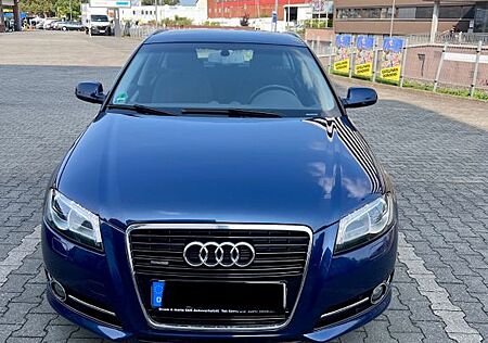 Audi A3 Sportback 2.0 TDI Ambiente quattro TÜV NEU