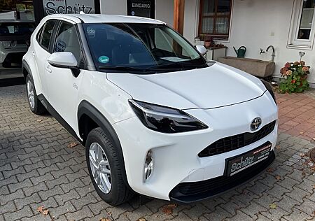 Toyota Yaris Cross Business Edition AHK!