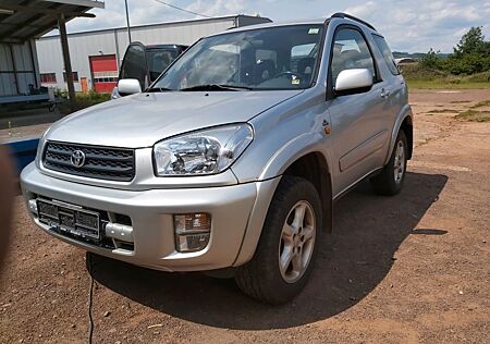 Toyota RAV 4 2.0 4x4 -