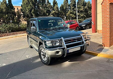 Mitsubishi Pajero 3,0 I V6 GLS GLS