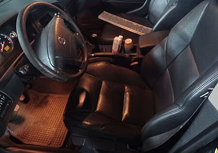 Volvo V70 2.4 D5 -