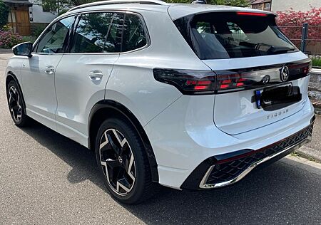 VW Tiguan Volkswagen 1.5 eHybrid OPF DSG R-Line