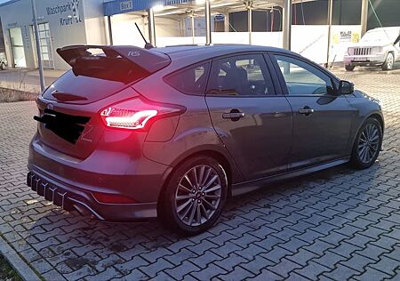 Ford Focus 1,5 EcoBoost 134kW ST-Line Auto ST-Line