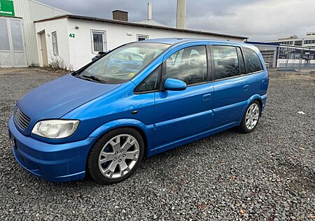 Opel Zafira 2.0 Turbo OPC 7 sitze