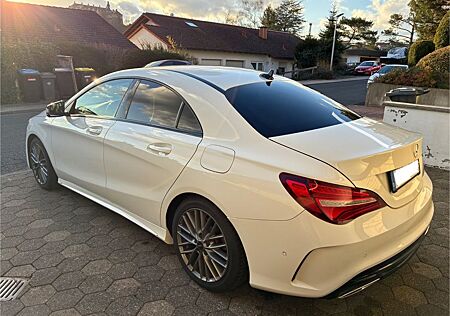 Mercedes-Benz CLA 220 d DCT AMG Line AMG Line