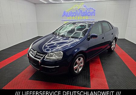 VW Jetta Volkswagen V 1.6 United 1 Hand Sitzhz Navi AHK