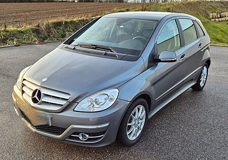 Mercedes-Benz B 180 B180CDI-TÜV+Inspektion neu-8fach bereift