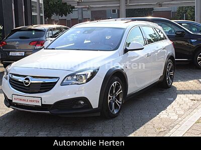 Opel Insignia A 2.0 CDTI Country Tourer 4x4*PANO*VOLL