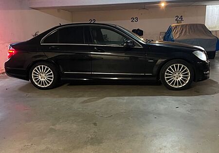 Mercedes-Benz C 250 BlueEFFICIENCY AVANTG. Autom. AVANTGARDE