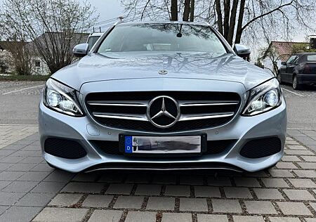 Mercedes-Benz C 220 d T - Handschaltung