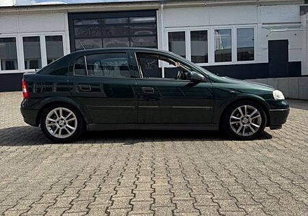 Opel Astra 1.6 16V Edition 2000 Classic Edition 2...