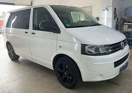 VW T5 Multivan Volkswagen Zuheizer AHK Klima PDC Tempomat