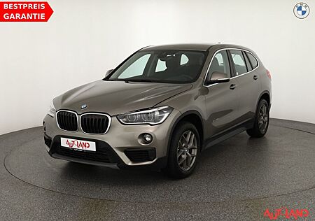 BMW X1 20i xDrive LED Navi Sitzheizung Kamera PDC