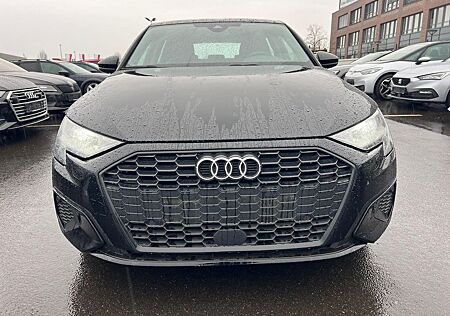 Audi A3 35 TDI S tronic -