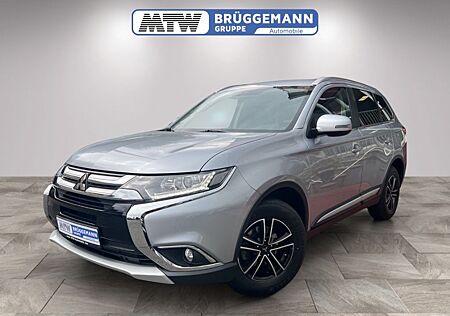 Mitsubishi Outlander Plus 2WD 2.0 KAMERA TEMPOMAT 1. HAND