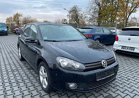 VW Golf Volkswagen 1.2 TSI DSG Team TÜV/AU NEU