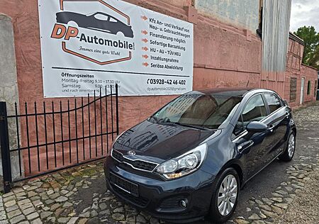 Kia Rio gebraucht kaufen Kia Rio Dream Team