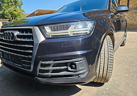 Audi Q7 3.0 TDI quattro tiptronic -