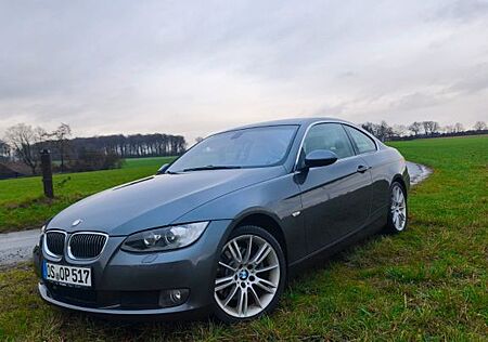 BMW 325i Coupé -