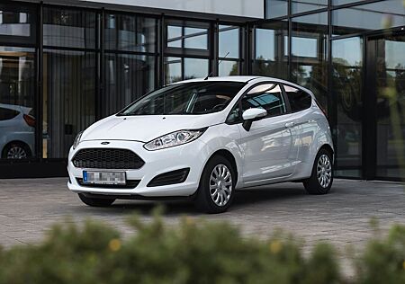 Ford Fiesta Trend - 1. Hand scheckheftgepflegt