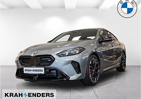 BMW M235i XDRIVE+NeuesModell+Navi+RFK+LED NP 70.630,
