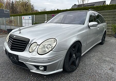Mercedes-Benz E 320 T AVANTGARDE AMG Paket