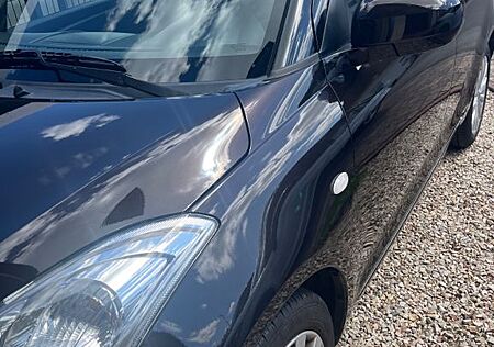 Suzuki Swift Klima, TÜV neu
