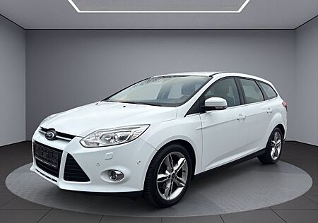 Ford Focus Turnier Titanium 2.0 Automatik/Navi/Kamera