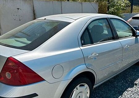 Ford Mondeo 1.8 81 kW