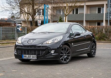 Peugeot 207 Cabrio Roland Garros Top Zustand