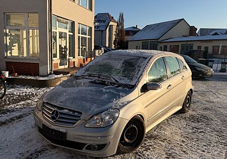 Mercedes-Benz B 200 B CDI